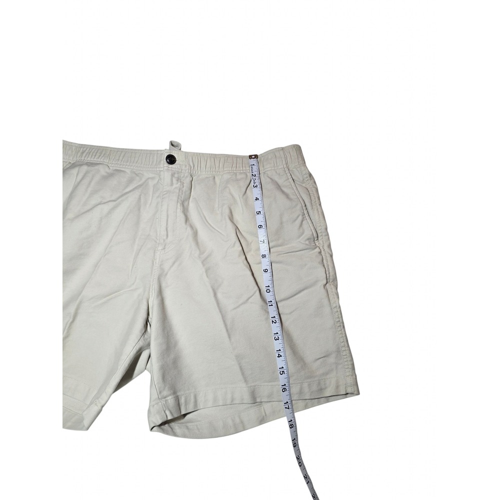 Peter Millar Crown Weekend Shorts Mens XL Beige Elastic Waist 2-Way Stretch - Picture 5 of 7